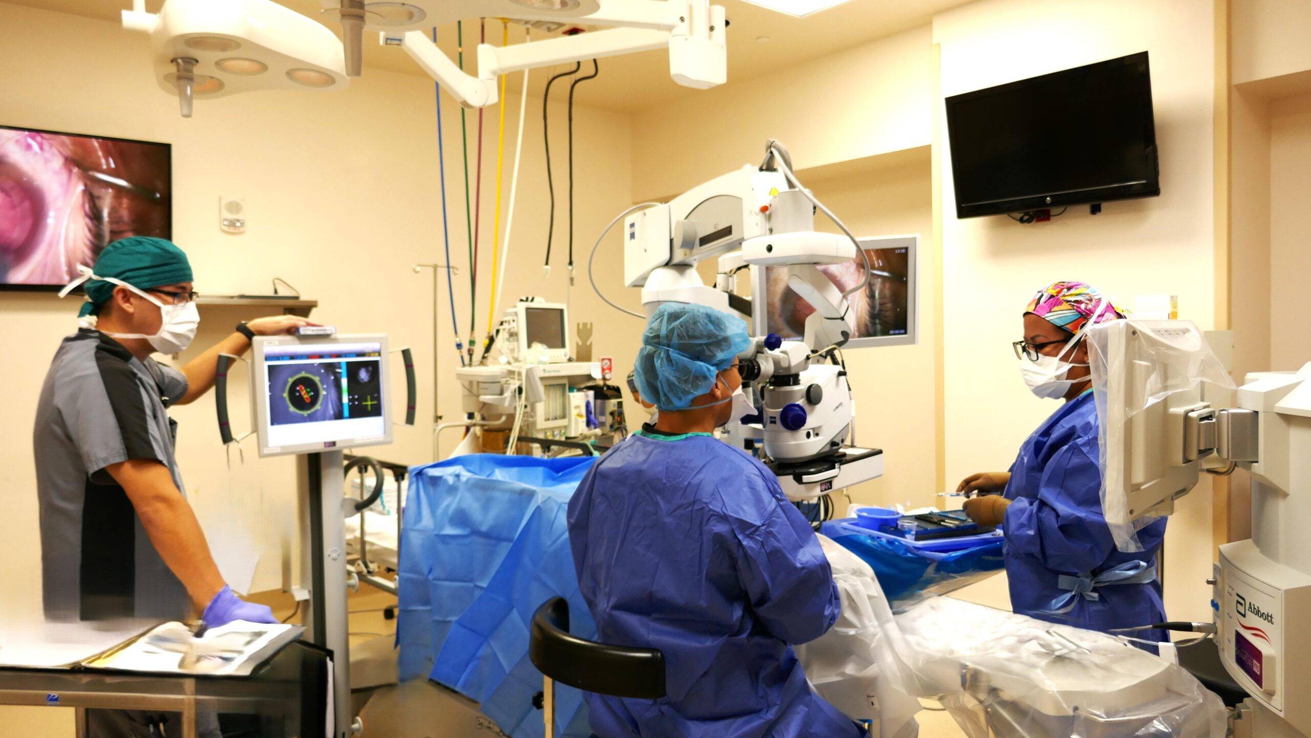 Surgical team performing an eye procedure at Eye Surgery Center of Hawaii
